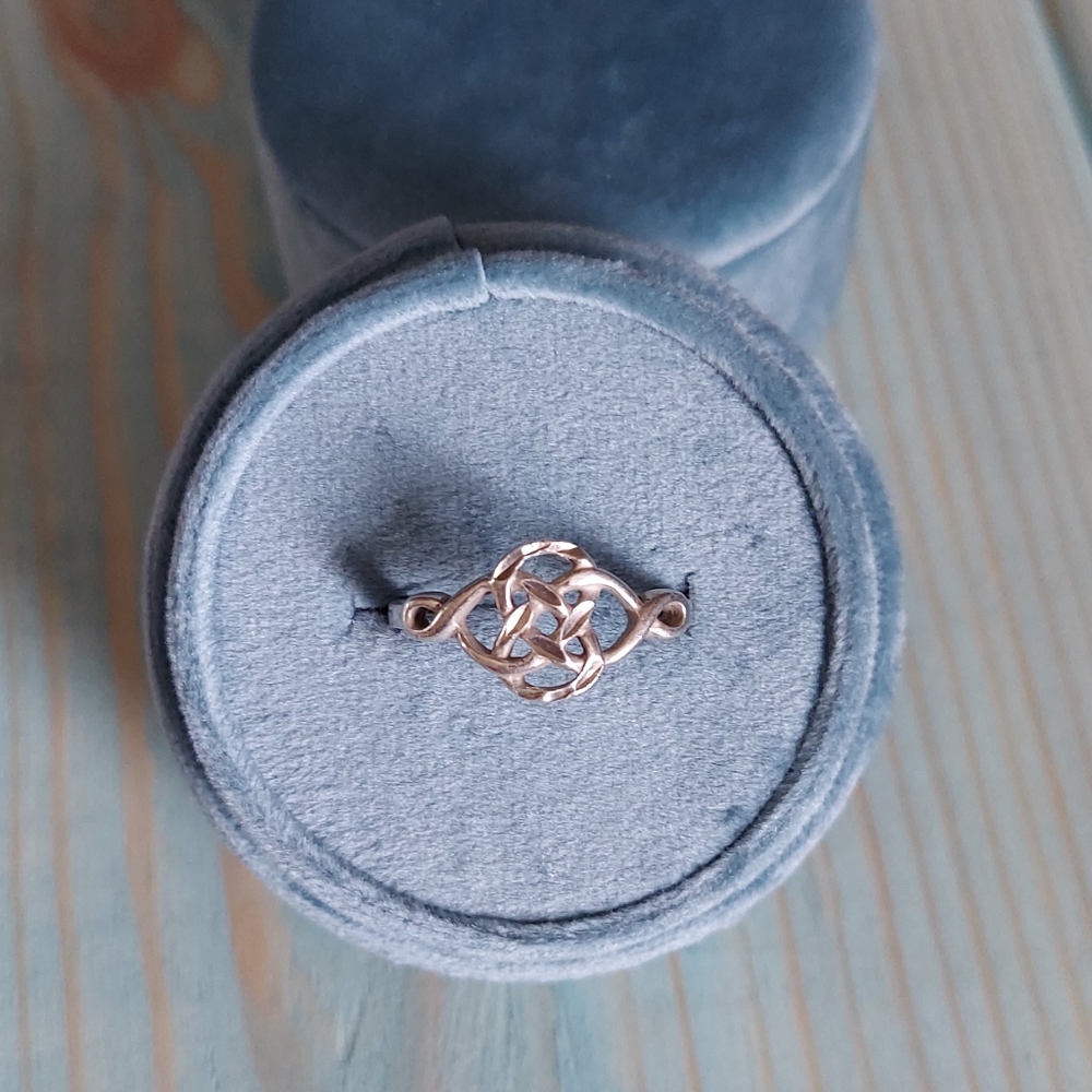 Vintage Infinity Knot Sterling Silver Ring